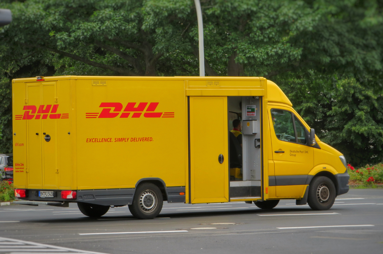 Does Dhl Deliver To Mailbox